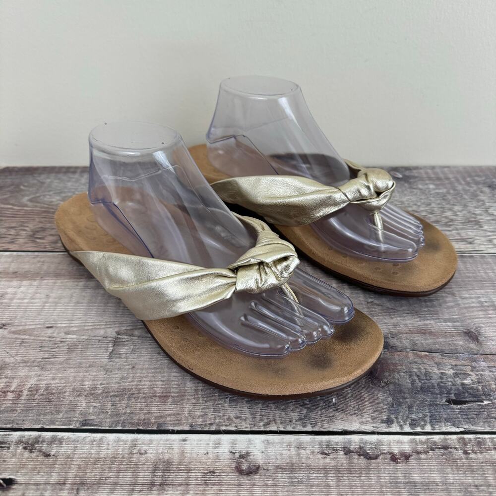Vionic Gold and Tan Women's Sandals